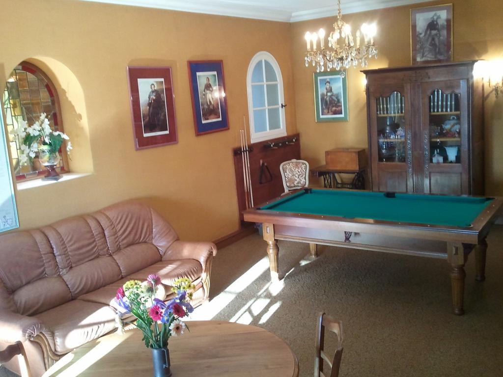 Mas Du Trezon Bed & Breakfast Cholet Room photo
